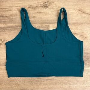 Nike Women's Teal Sports Bra size medium